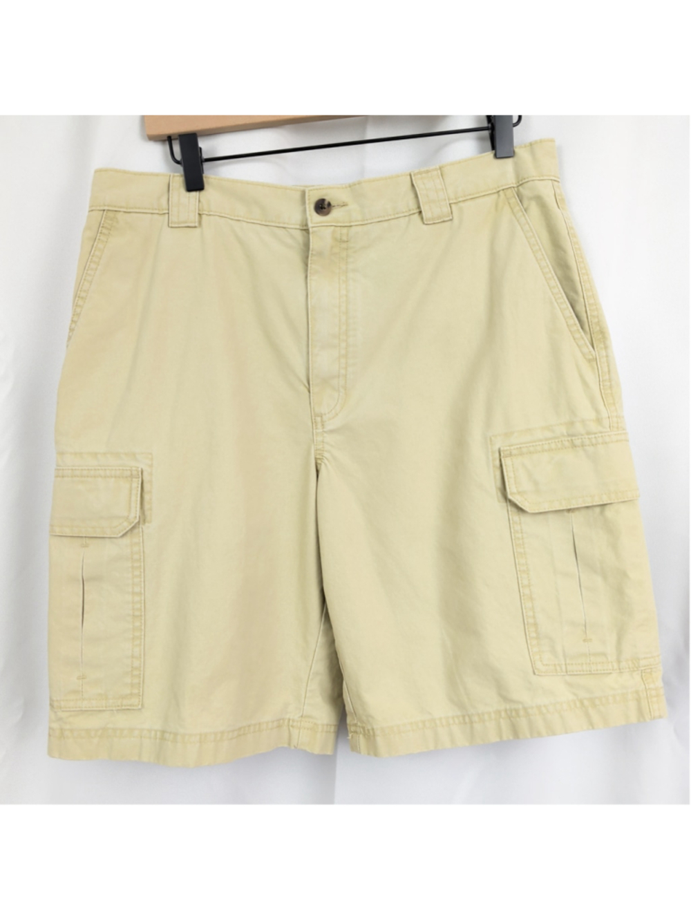 LL Bean Men's Cotton Khaki Shorts Style 256501